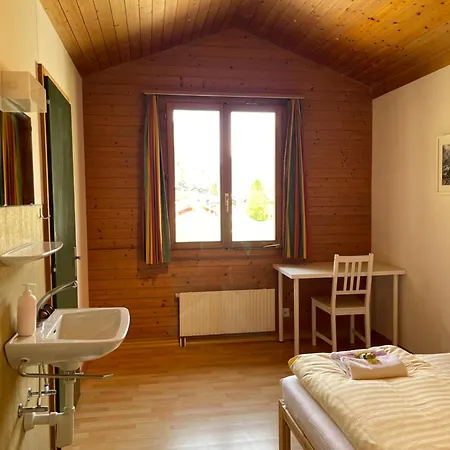 Alpine Base Hostel - Adults Only Lauterbrunnen Exterior photo