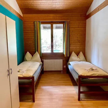 Alpine Base Hostel - Adults Only Lauterbrunnen Exterior photo