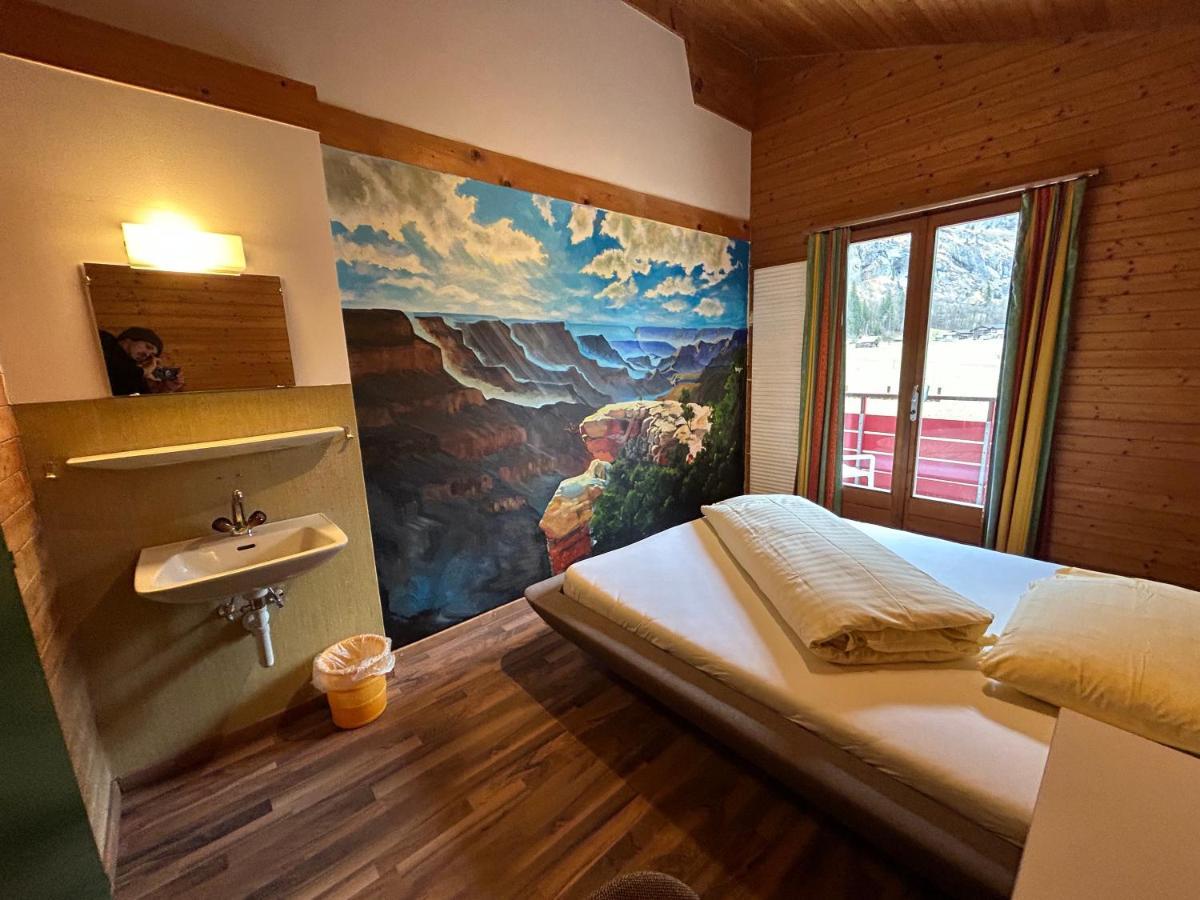 Hostel Alpine Base