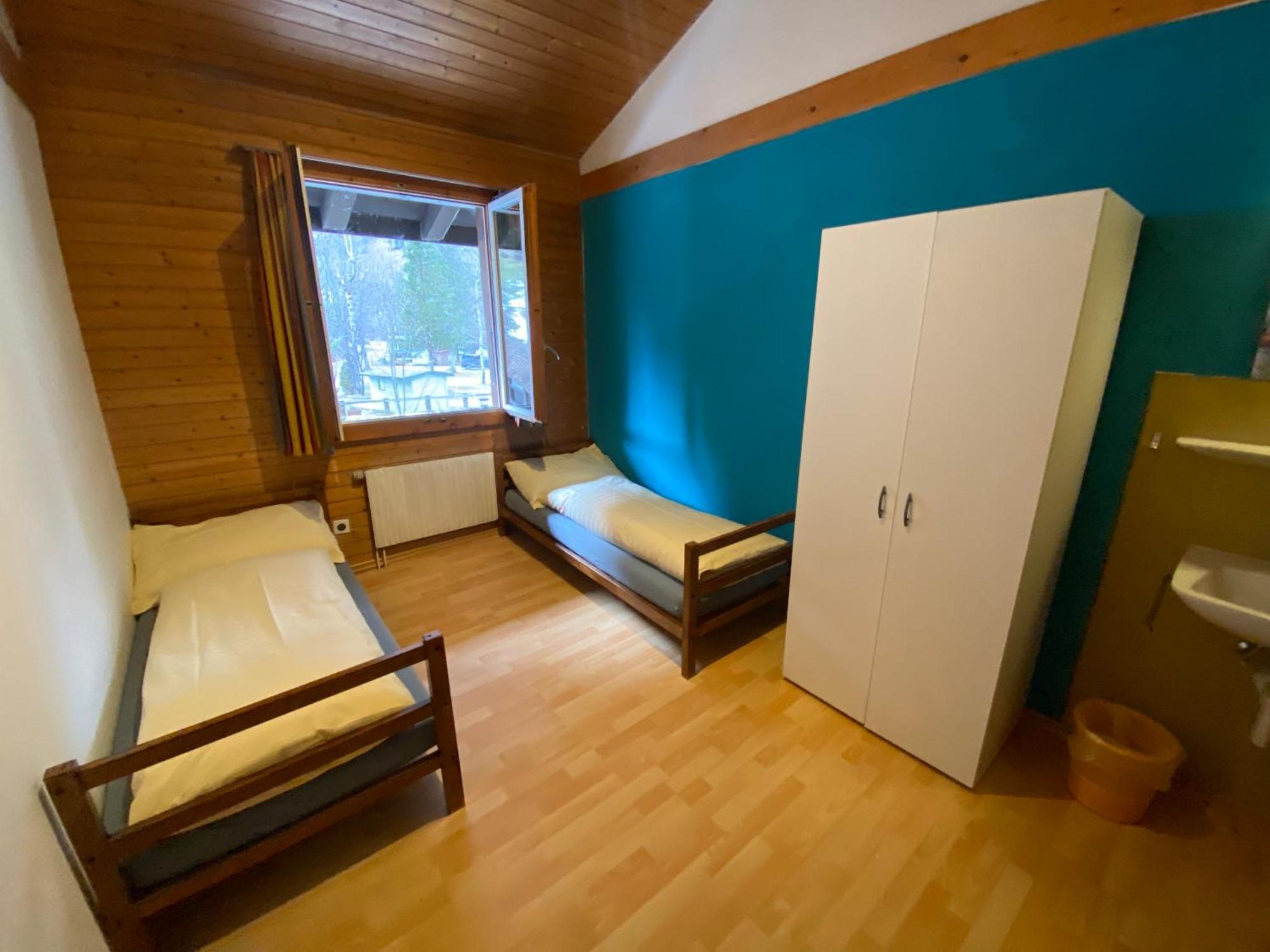 Alpine Base Hostel *