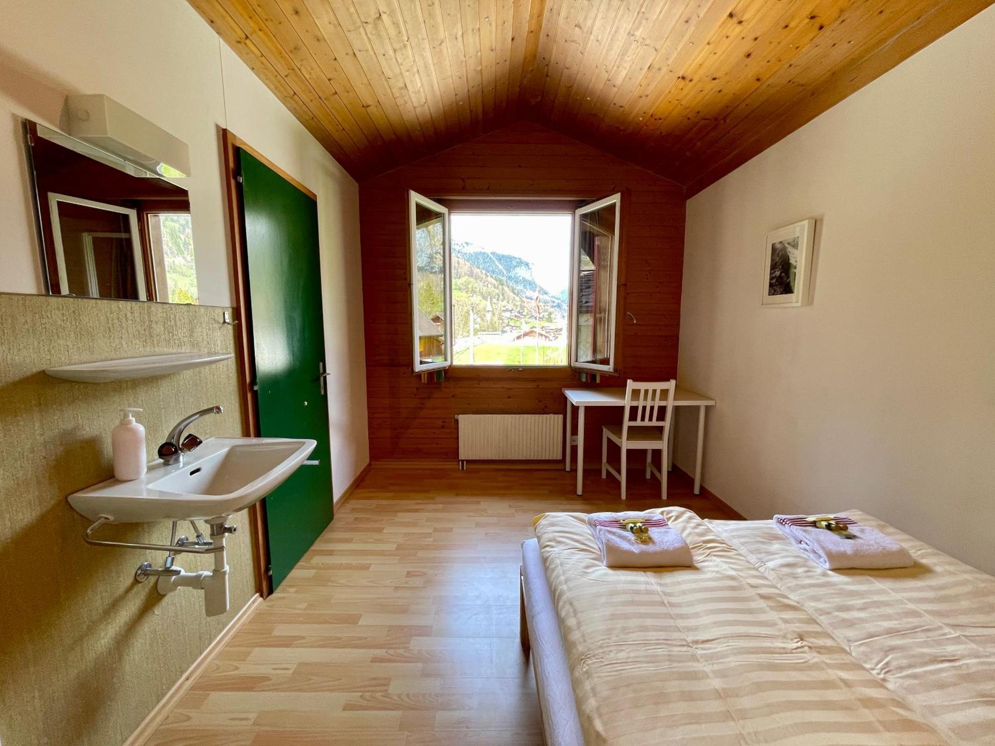 Albergue Alpine Base - Adults Only Lauterbrunnen
