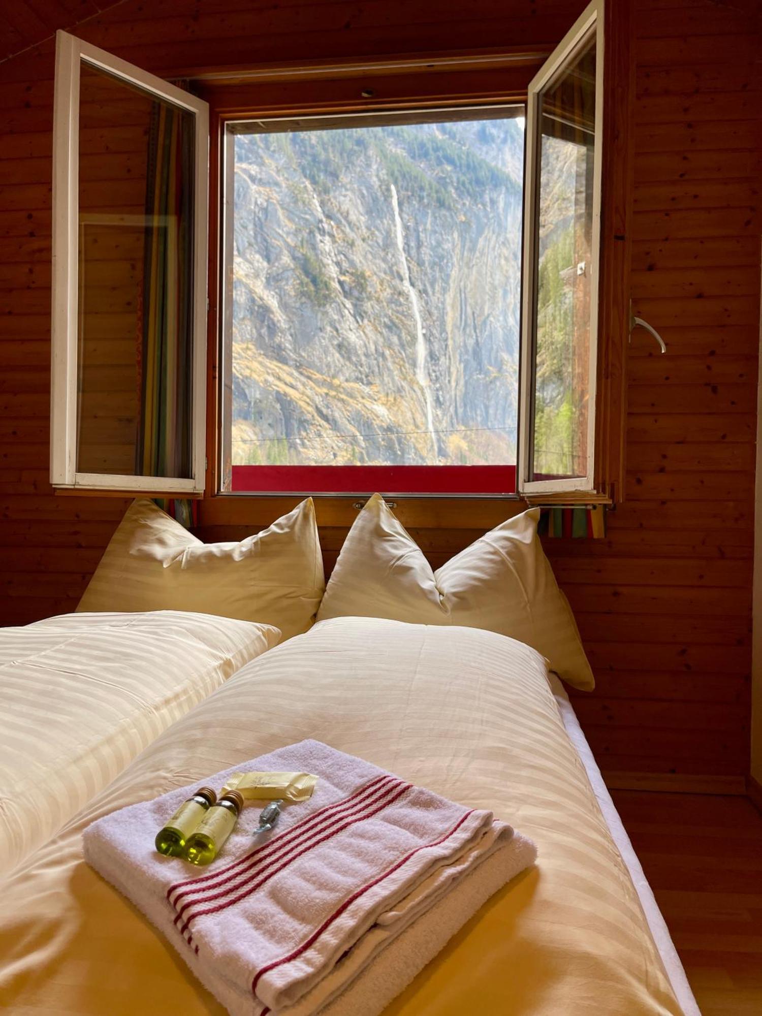 Alpine Base - Adults Only Albergue