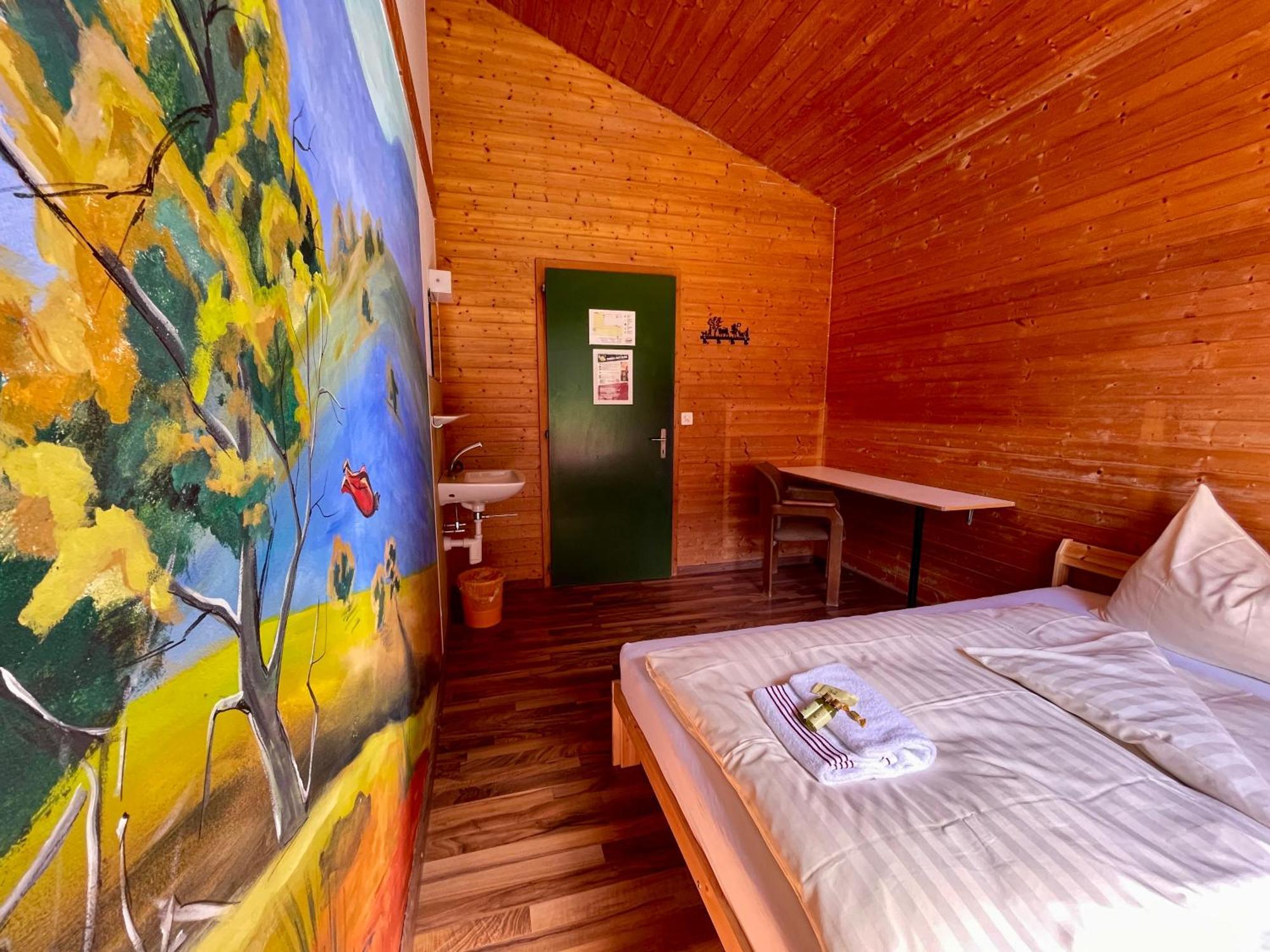 Alpine Base - Adults Only Lauterbrunnen